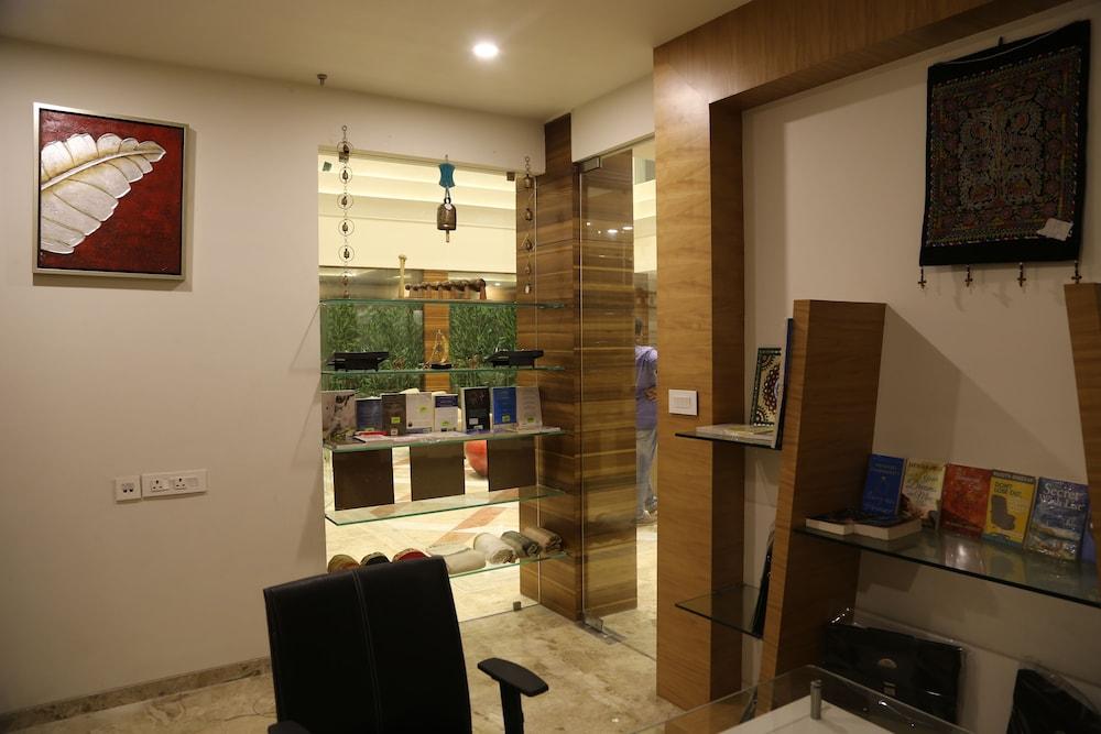 Hotel The Fern Residency Mundra Extérieur photo