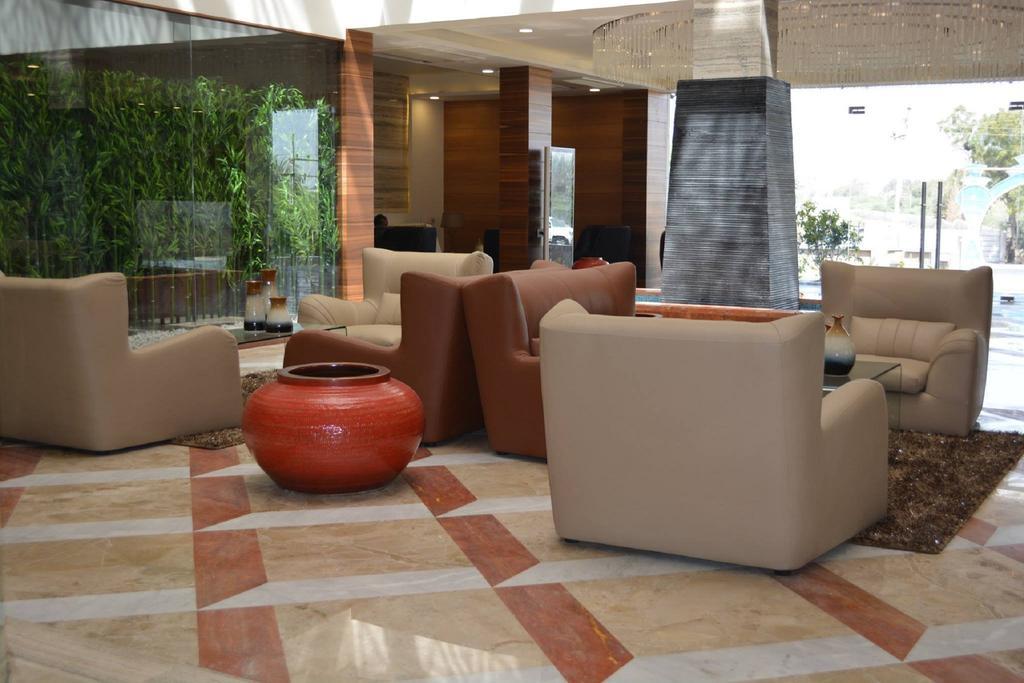 Hotel The Fern Residency Mundra Extérieur photo