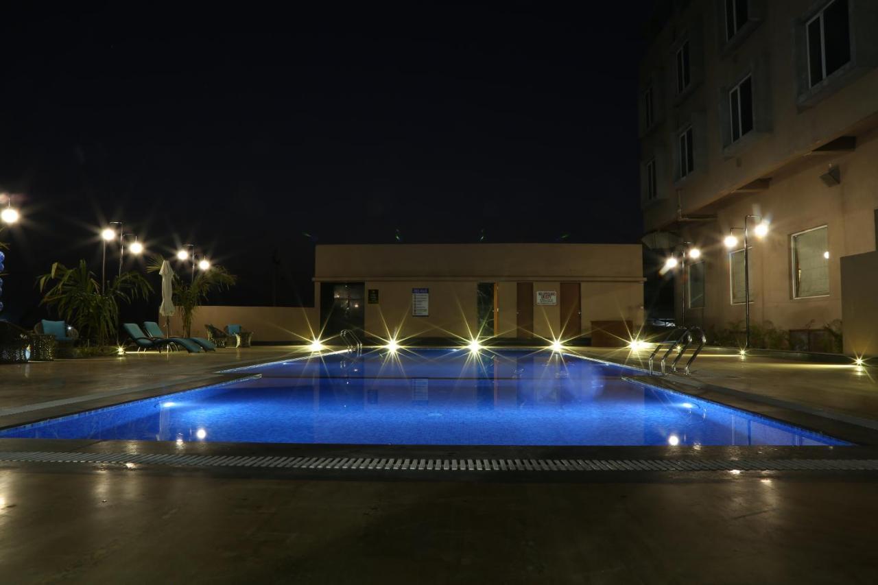 Hotel The Fern Residency Mundra Extérieur photo